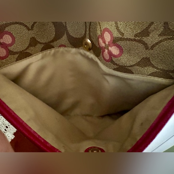 Coach Peyton Signature Clover Pink Trim Convertible Shoulder Bag - Picture 11 of 12